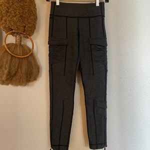 Y2K LULULEMON Leggings Cargo Pockets Zip Ankle 4